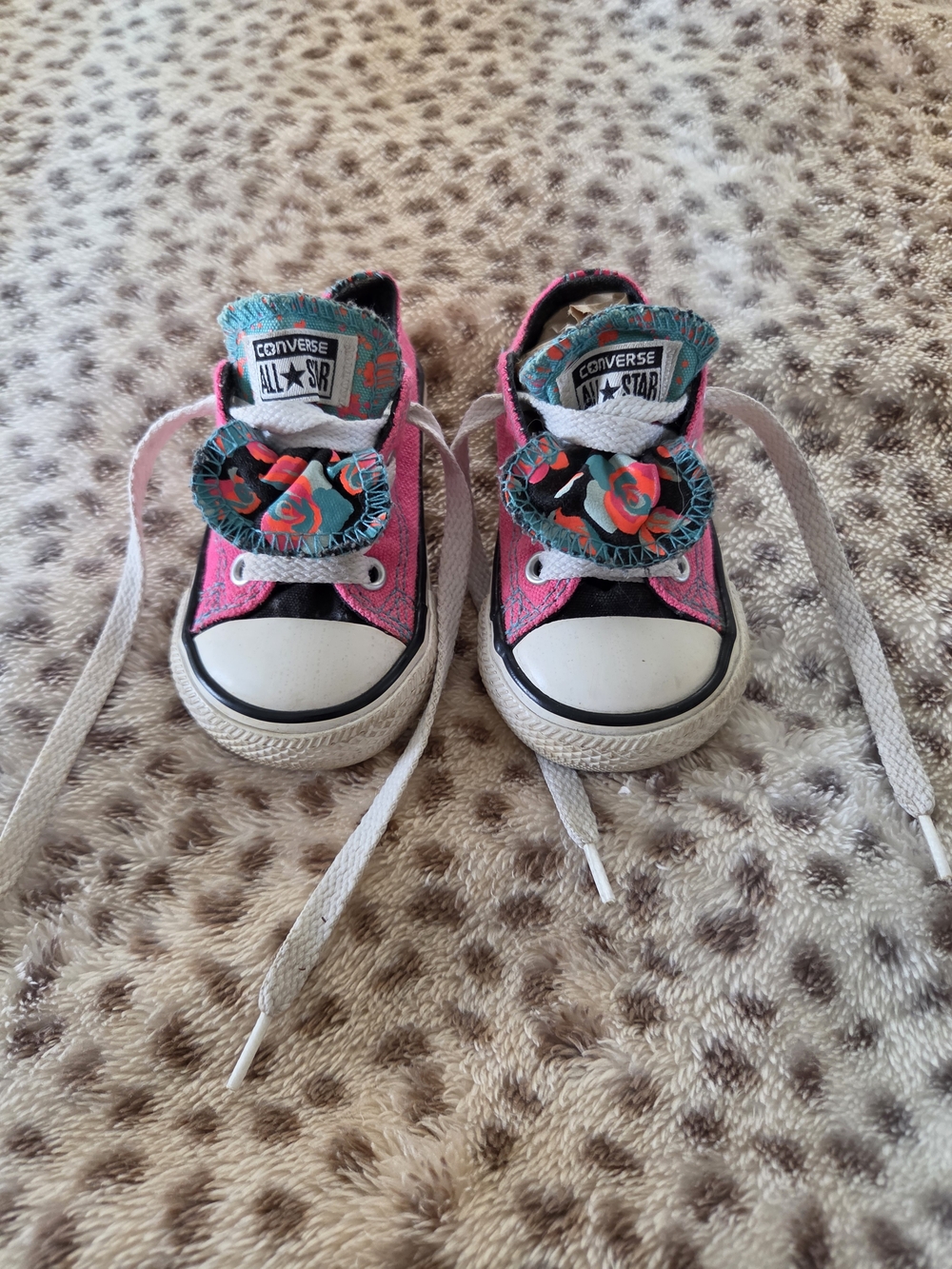 Converse Kids' Pink Floral Low Top Sneakers with Rose Accent
